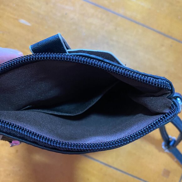 Black Leather Shoulder Bag /Cross-Body Bag With a Large Flower design - Picture 6 of 9